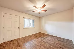 1106 W 22nd St, Austin, TX 78705 - Photo 10