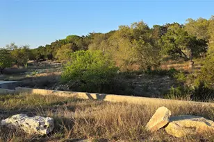 7605 White Oak Dr, Lago Vista, TX 78645 - Photo 1