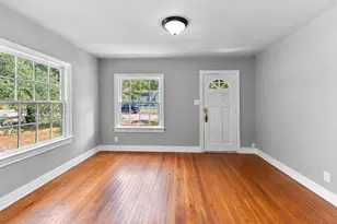 703 E 47th St, Austin, TX 78751 - Photo 6