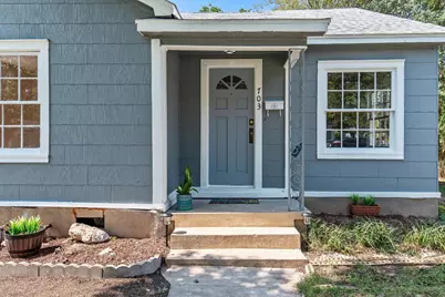 703 E 47th Street, Austin, TX 78751 - Photo 4