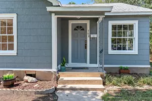 703 E 47th St, Austin, TX 78751 - Photo 4