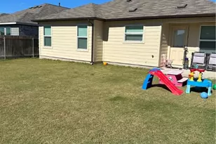 202 Coventry Dr, Hutto, TX 78634 - Photo 30