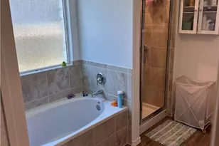 202 Coventry Dr, Hutto, TX 78634 - Photo 28