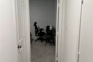 202 Coventry Dr, Hutto, TX 78634 - Photo 20