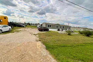 128 Ciervo St, Cedar Creek, TX 78612 - Photo 2