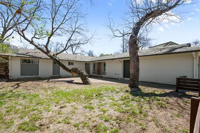 3305 Santa Monica Drive, Austin, TX 78741 - Photo 2