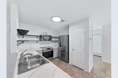 9215 Rowlands Sayle Road, Austin, TX 78744 - Photo 4