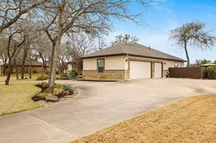 106 Fallow Way, Bastrop, TX 78602 - Photo 6