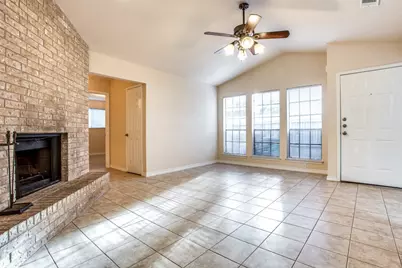 8811 Clearbrook Trail, Austin, TX 78729 - Photo 4