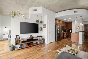 360 Nueces St, Austin, TX 78701 - Photo 12