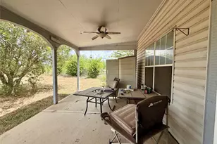 3085 Crestmont Ln, Kyle, TX 78640 - Photo 18