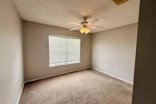3085 Crestmont Ln, Kyle, TX 78640 - Photo 8