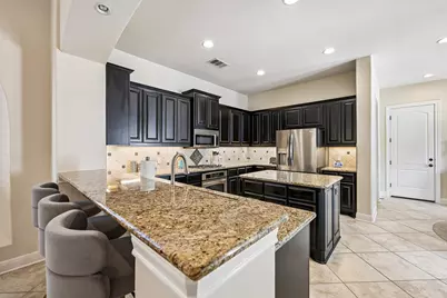 11725 Red Oak Valley Lane, Austin, TX 78732 - Photo 6