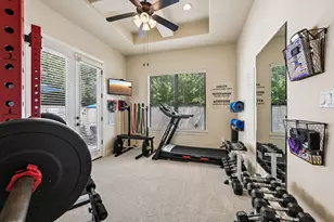 11725 Red Oak Valley Ln, Austin, TX 78732 - Photo 20