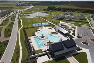 141 Bluestem Dr, Elgin, TX 78621 - Photo 16