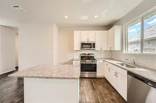 141 Bluestem Dr, Elgin, TX 78621 - Photo 2