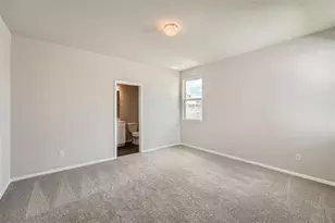 141 Bluestem Dr, Elgin, TX 78621 - Photo 10