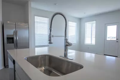 209 Twilight Breeze Way, Hutto, TX 78634 - Photo 4