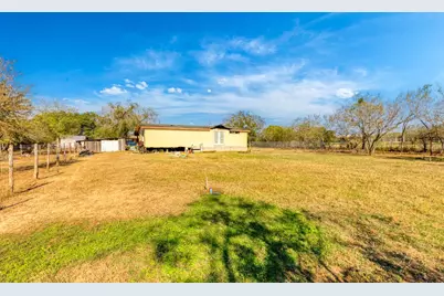 5035 Barth Road, Lockhart, TX 78644 - Photo 34
