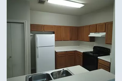 2206 S Bagdad Road #B, Leander, TX 78641 - Photo 4