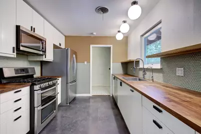 5701 Westminster Drive, Austin, TX 78723 - Photo 10