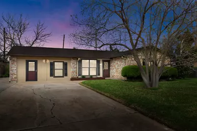 1302 Meadows Drive, Round Rock, TX 78681 - Photo 2