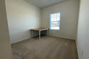 340 Kenai Dr Dr, Kyle, TX 78640 - Photo 10