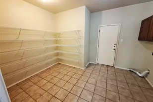 407 W South St, Leander, TX 78641 - Photo 14
