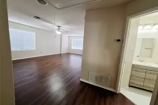 407 W South St, Leander, TX 78641 - Photo 16