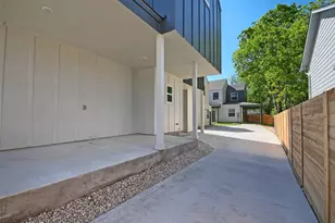 7204 Meador Ave, Austin, TX 78752 - Photo 2