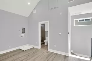 7204 Meador Ave, Austin, TX 78752 - Photo 6