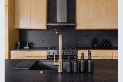 1706 Brassie Street, Austin, TX 78741 - Photo 38