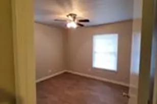 8211 Burrell Dr, Austin, TX 78757 - Photo 24