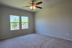 124 Edward R Gaytan St, San Marcos, TX 78666 - Photo 18