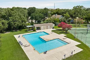 810 Hilltop Dr, Leander, TX 78641 - Photo 28