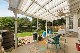 810 Hilltop Dr, Leander, TX 78641 - Photo 20