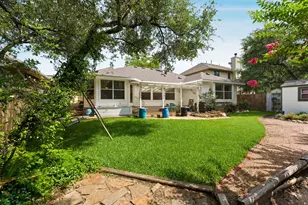 810 Hilltop Dr, Leander, TX 78641 - Photo 1