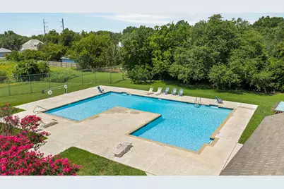 810 Hilltop Drive, Leander, TX 78641 - Photo 20