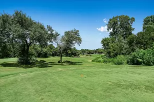 3300 Forest Creek Dr, Round Rock, TX 78664 - Photo 18