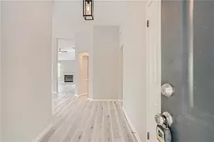 102 Evergreen Cir, Georgetown, TX 78626 - Photo 6