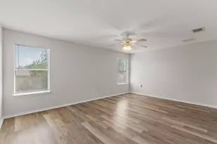 5825 Silver Screen Dr, Austin, TX 78747 - Photo 16