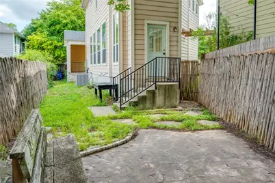 1802 Village Oak Court, Austin, TX 78704 - Photo 30