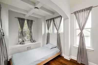 1802 Village Oak Court, Austin, TX 78704 - Photo 22