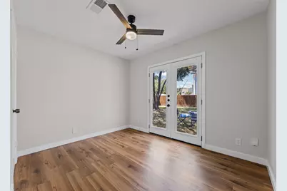 6211 Palm Circle, Austin, TX 78741 - Photo 14