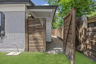 6211 Palm Cir, Austin, TX 78741 - Photo 20