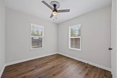 6211 Palm Circle, Austin, TX 78741 - Photo 14