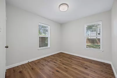 6211 Palm Circle, Austin, TX 78741 - Photo 16