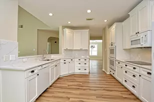 2720 Loyaga Dr, Round Rock, TX 78681 - Photo 4