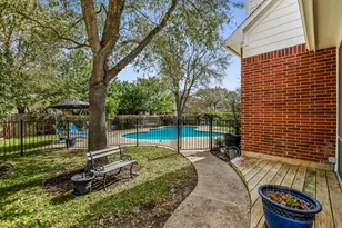 2720 Loyaga Dr, Round Rock, TX 78681 - Photo 36