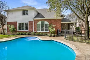 2720 Loyaga Dr, Round Rock, TX 78681 - Photo 2